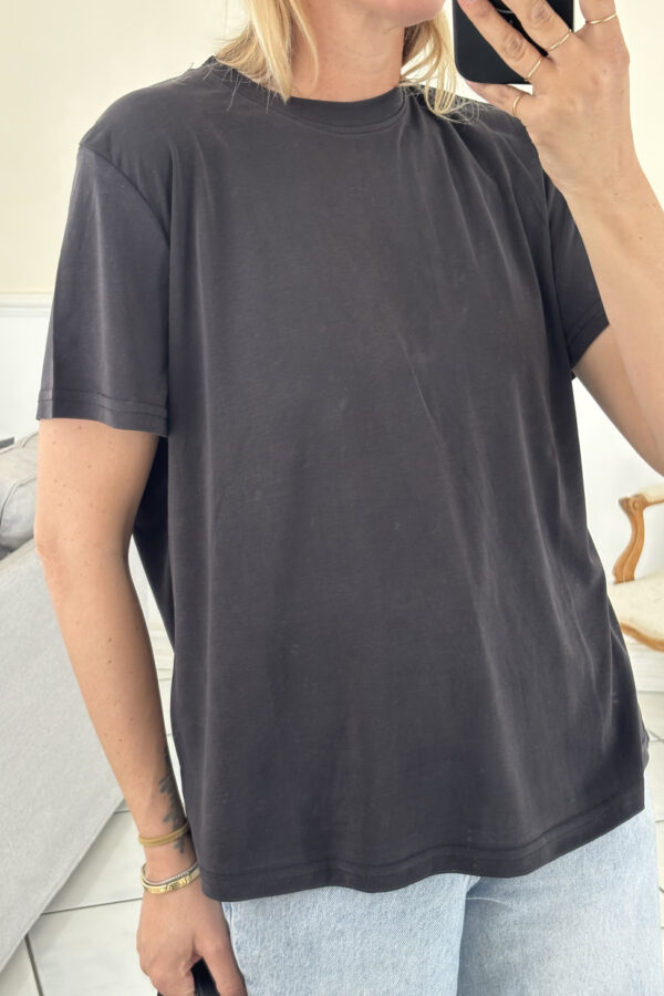 T-Shirt Effetto Cupro Grigio Scuro